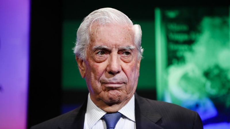 Mario Vargas Llosa confirma que volvió con su primer amor