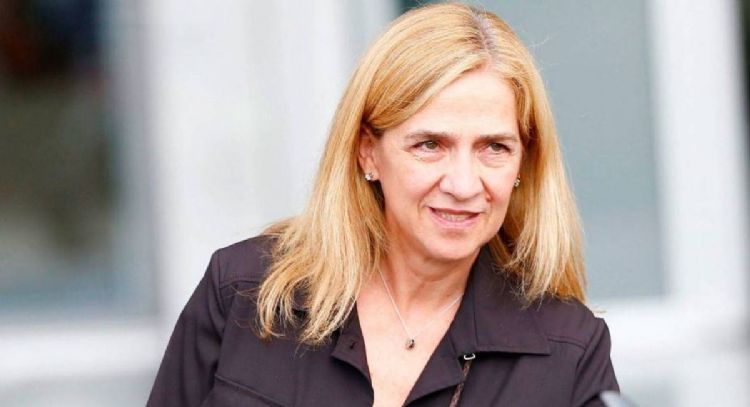 La Infanta Cristina condena de por vida a Iñaki Urdangarin, Ainhoa Armentia paga los platos rotos